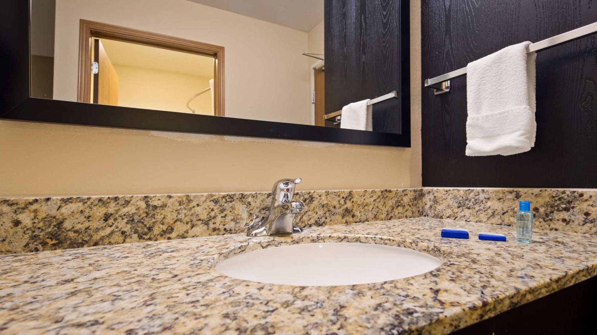 Best Western Lakewinds Ludington Extérieur photo