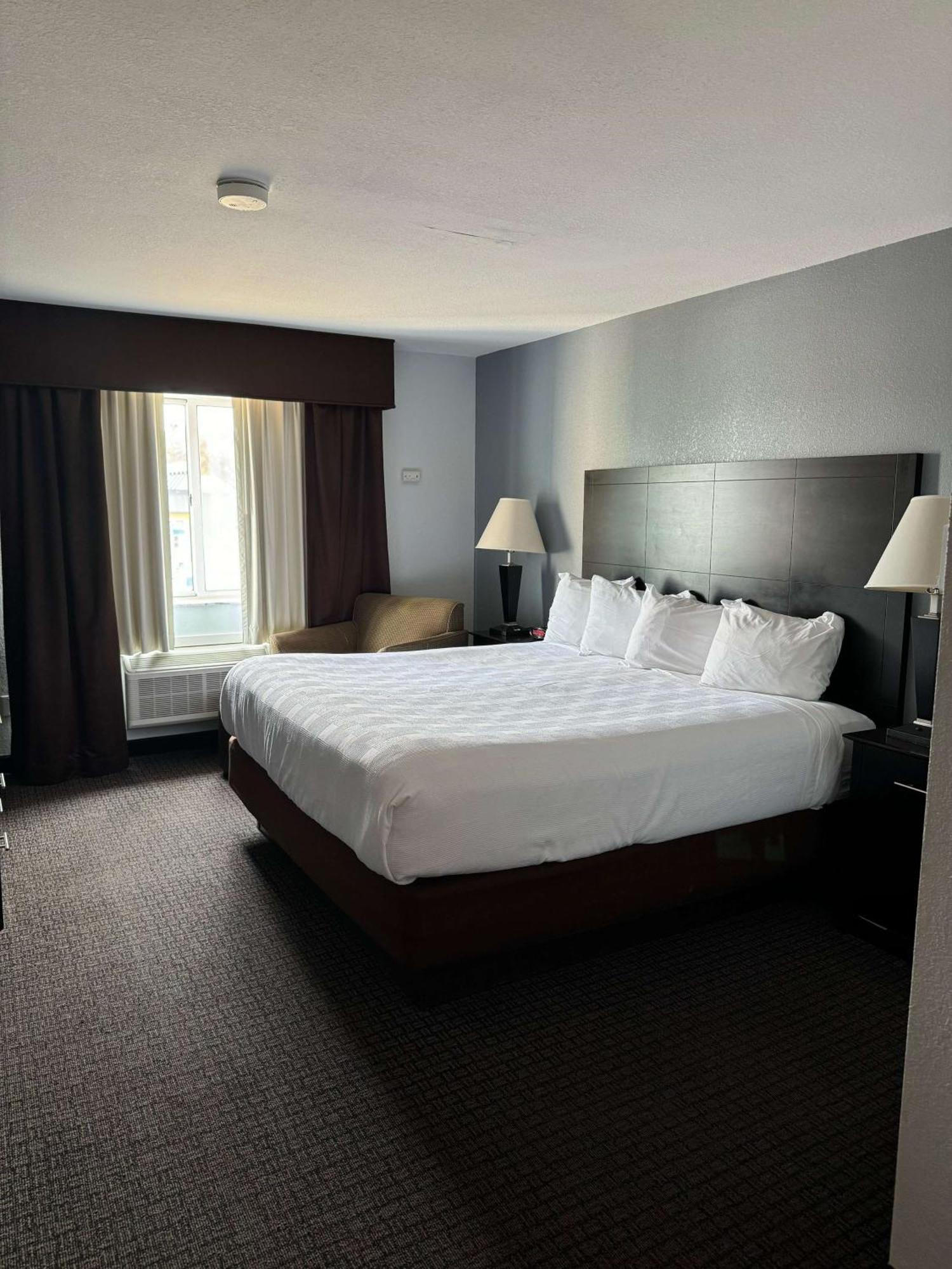 Best Western Lakewinds Ludington Extérieur photo