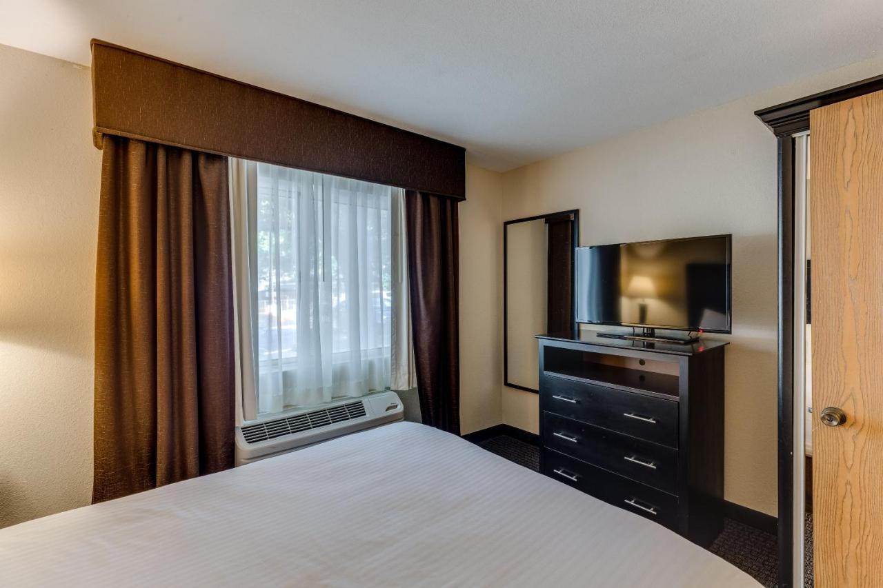 Best Western Lakewinds Ludington Extérieur photo